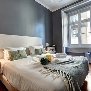 Canaan Boutique Fanqueiros 114 By Get Your Apartamento